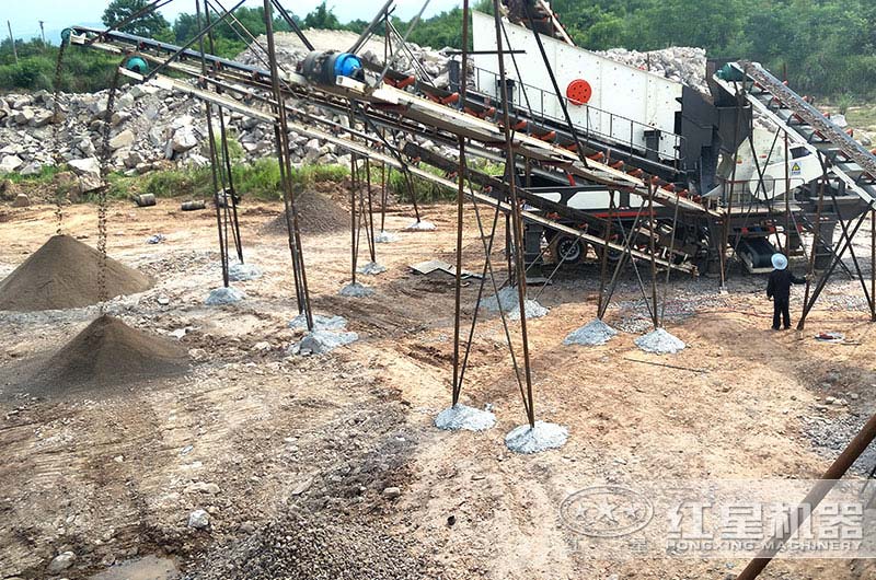 湖南移動(dòng)破碎機(jī)加工現(xiàn)場(chǎng) 湖南移動(dòng)破碎機(jī)加工現(xiàn)場(chǎng)