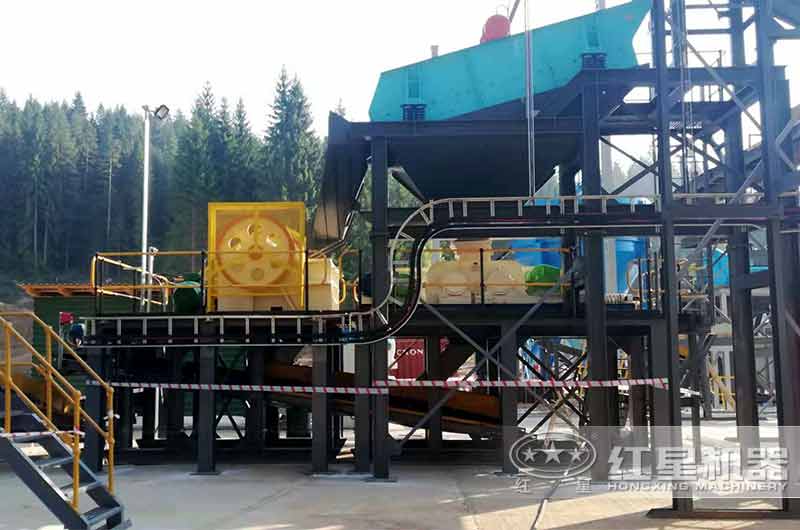 顎式破碎機(jī)+對(duì)輥式破碎機(jī) 顎式破碎機(jī)+對(duì)輥式破碎機(jī)