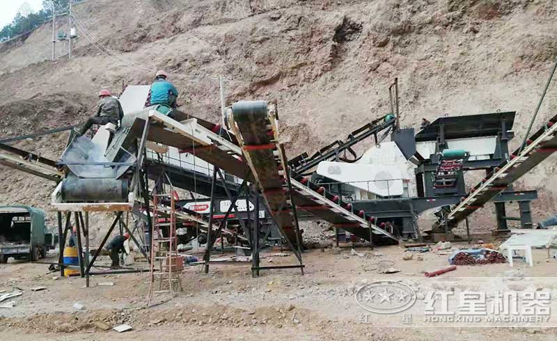 移動(dòng)碎石機(jī)械 移動(dòng)碎石機(jī)械