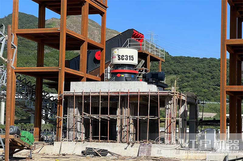 圓錐破碎機(jī) 圓錐破碎機(jī)