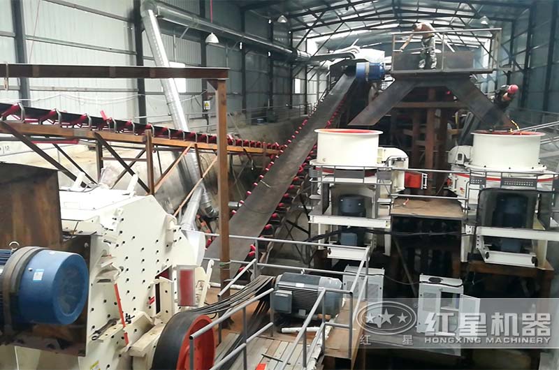 項(xiàng)目二期現(xiàn)場(chǎng)HVI制砂機(jī) 項(xiàng)目二期現(xiàn)場(chǎng)HVI制砂機(jī)