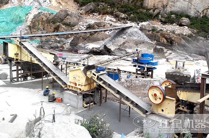 用戶(hù)碎石制砂現(xiàn)場(chǎng)實(shí)拍